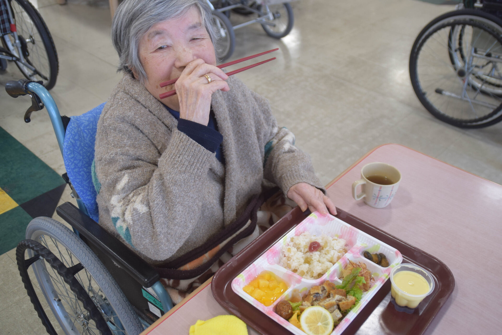【桜棟】お花見弁当！